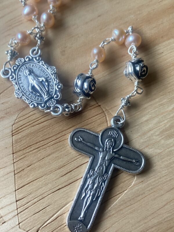 First Communion Heirloom Rosary - Image 5